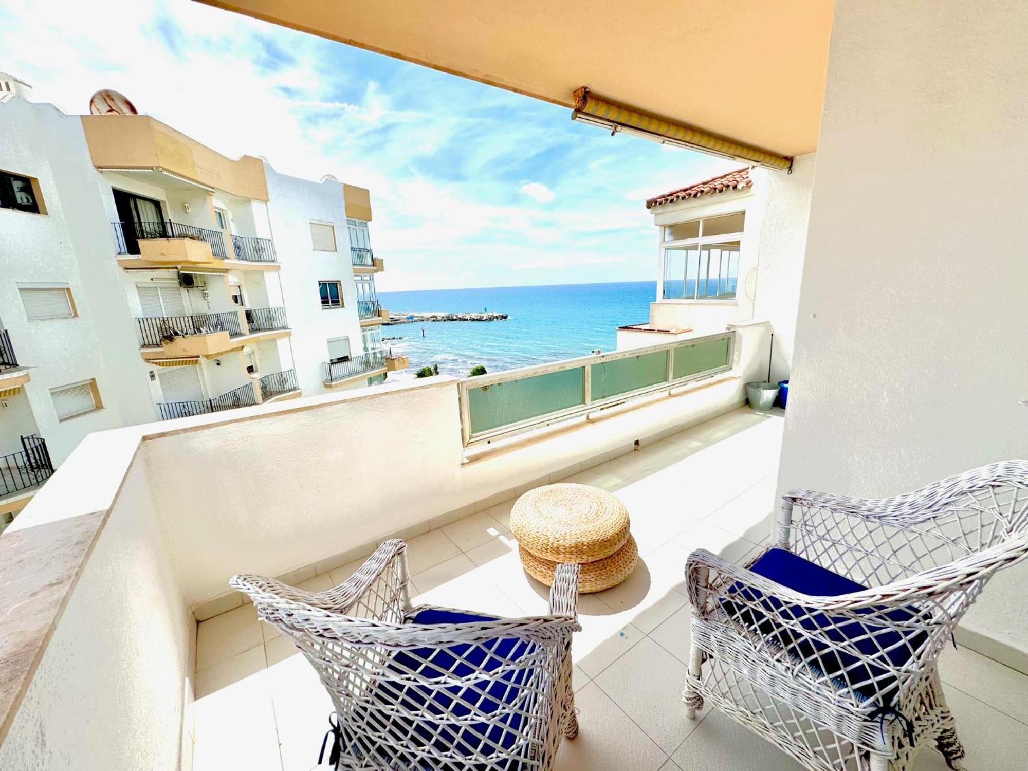 In Front Of Sea & Center Apartment Marbella Ngoại thất bức ảnh